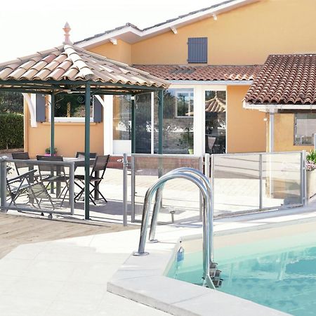Villa Marguerite Coutras Bagian luar foto